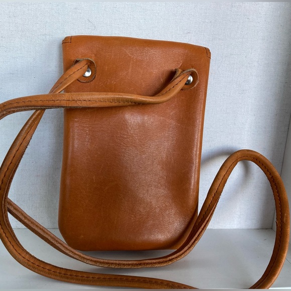 Small leather crossbody - Picture 2 of 4